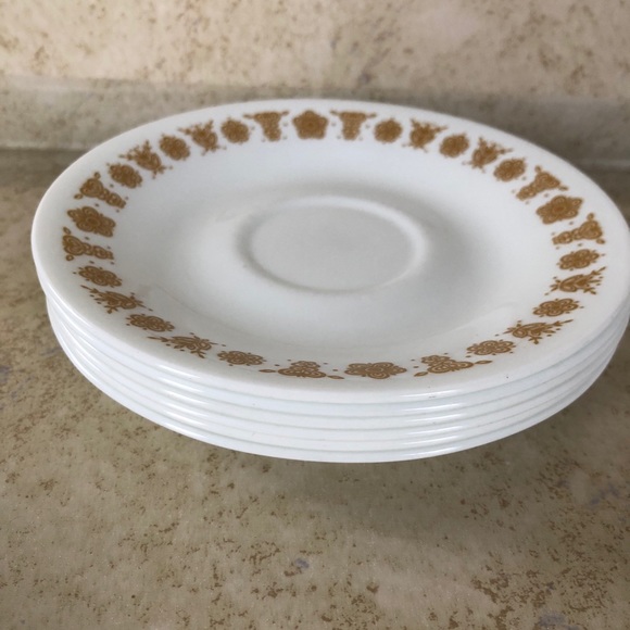 Set of 6 Corelle Gold Butterfly Saucers - Picture 3 of 4